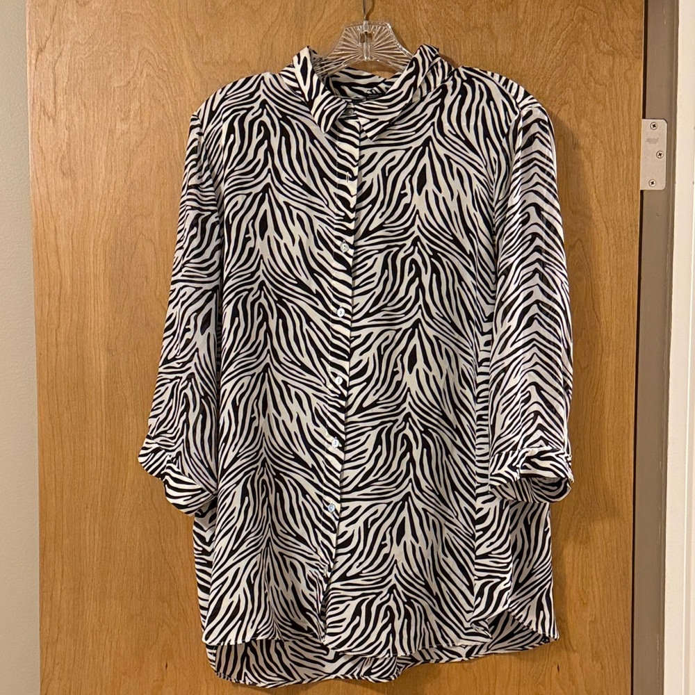 Jones New York Black and White Zebra Print Button Down Shirt